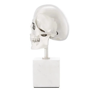 Декоративный элемент Skull